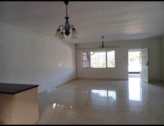 3 BEDROOM SIMPLEX TO LET IN MALVERN